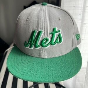 MLB NY Mets hat gray and green 7 3/8 size baseball fans